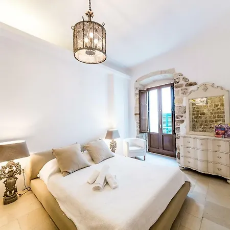 Itaca To Explorers In Semesterbostad