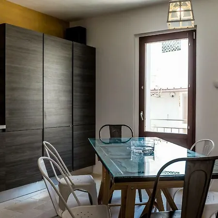 Itaca To Explorers In Holiday home *