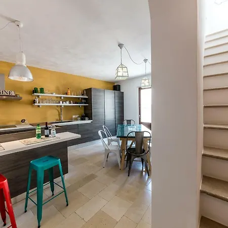 Itaca To Explorers In Polignano a Mare