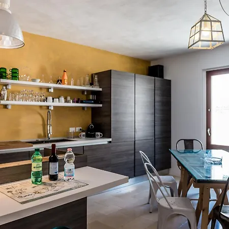 Itaca To Explorers In Holiday home *