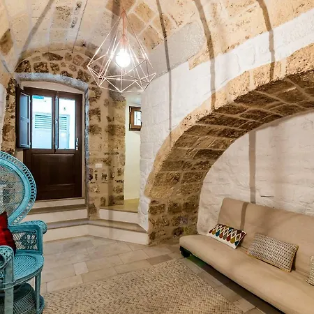 Itaca To Explorers In