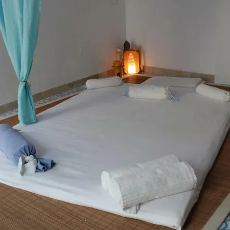 Itaca To Explorers In *